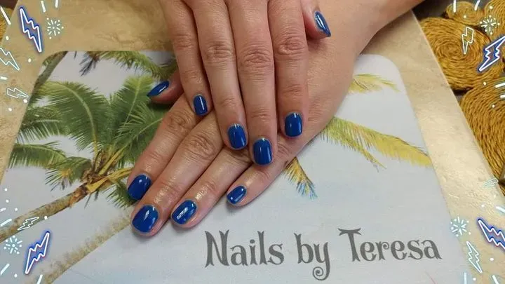 https://cdn.salonspotlight.com/photos/pAhhBRA2e75HZHfZXgs1/b6445dcd-637a-4836-b9f2-3b837252eecb_720x720