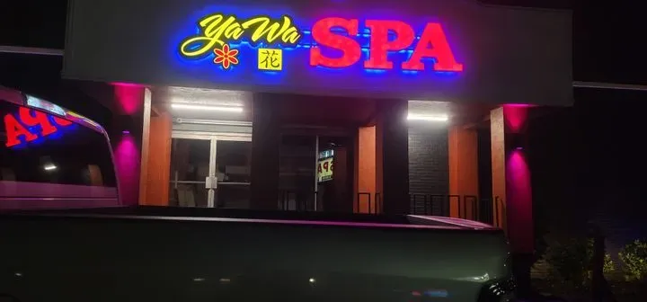 https://cdn.salonspotlight.com/photos/pLlJAboLrFCELxVl0gQc/5e4e18be-e76b-4954-963d-f0dbdb8e3490_720x720
