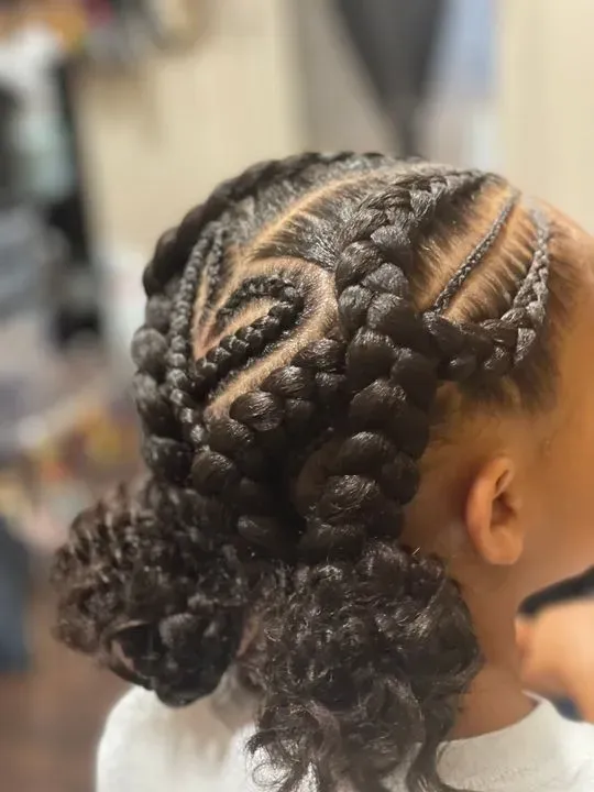 https://cdn.salonspotlight.com/photos/pOdL6NF2mPjsUu5A172s/26149c23-7cc3-449f-addf-67acfa1dac27_720x720