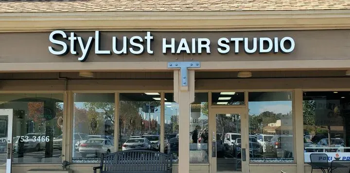 https://cdn.salonspotlight.com/photos/pPsP80cS8N39VV4rf7JB/f6cfb27c-8abd-49e2-b0c2-2571fd4f0a4b_720x720