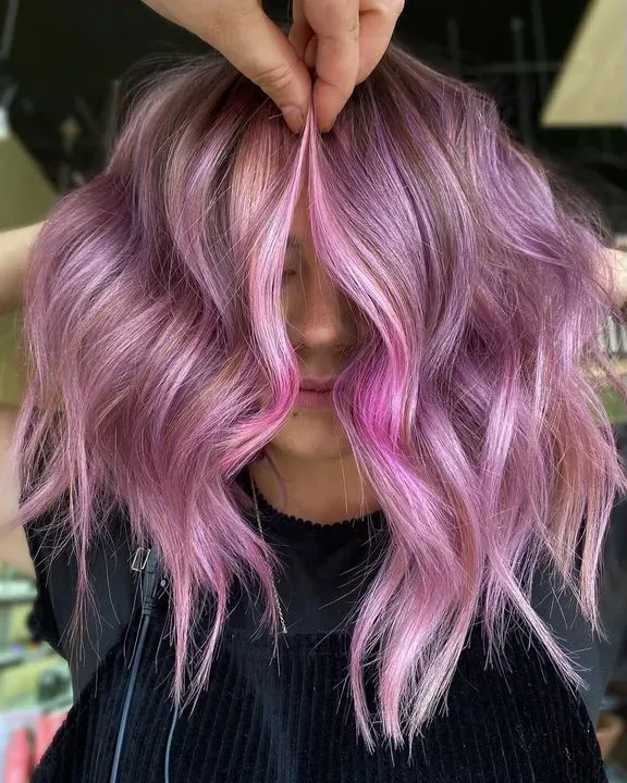https://cdn.salonspotlight.com/photos/pWYl0i5fLTHz4ruq7FyS/7e60925f-de60-4c03-8986-9d0d3bca7ac1_720x720