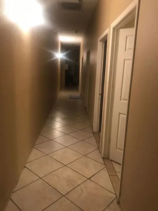 https://cdn.salonspotlight.com/photos/pcpL2J07jCgZ0BpwPijI/e01be421-33e5-4536-9dee-afb6bd4ce9fc_720x720