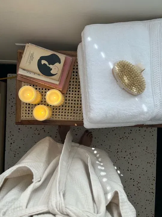 https://cdn.salonspotlight.com/photos/pmGx7gesFZyzh3xqZsrx/f8e68113-ce67-40b2-9d32-0180ff306bbc_720x720