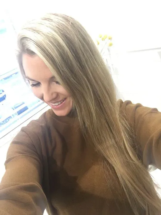 https://cdn.salonspotlight.com/photos/ptHJb12MwXlLqQ6tDJCc/74515ffe-7666-4e48-9106-cffaa945480d_720x720