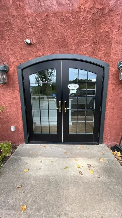 https://cdn.salonspotlight.com/photos/ptsMPmZZHrjTT7L7Xli8/c5771712-ad61-4fdf-aecb-e6094e5d7508_720x720