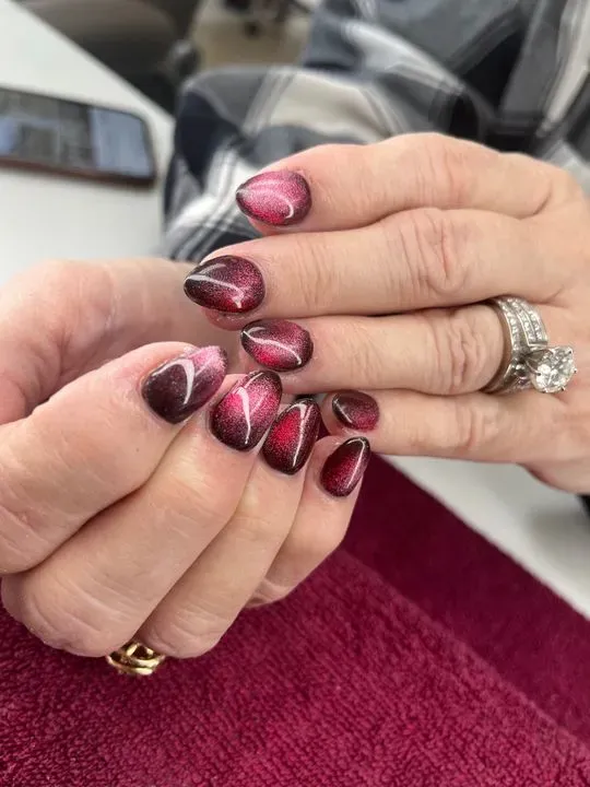 https://cdn.salonspotlight.com/photos/pwrsdj4tENiEb5nGi6zK/c9abea03-4fce-437d-bbc7-5ba55629041a_720x720
