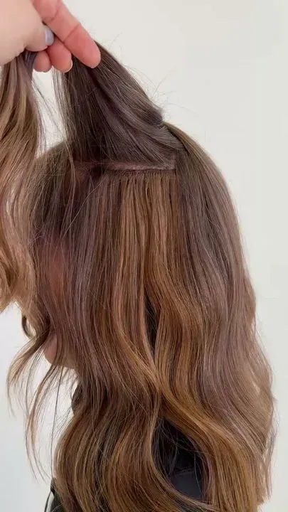 https://cdn.salonspotlight.com/photos/pzFWl6cbyzX2xhkqDh76/1378731c-43fc-4f42-9cc5-b64ff2b14815_720x720