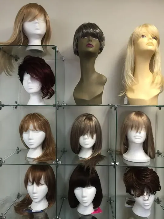 https://cdn.salonspotlight.com/photos/q0ket7JtxYbXIN1Kqv6y/7b867f57-c58c-4226-8ee9-f880869f14e2_720x720