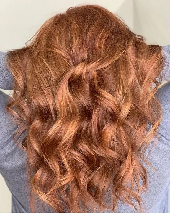 https://cdn.salonspotlight.com/photos/q5IDoqHvb0n860ewgUsE/058cd18a-de47-405a-a65f-67c7f5bd85cd_720x720