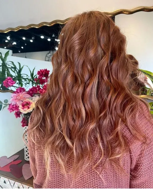 https://cdn.salonspotlight.com/photos/q5IDoqHvb0n860ewgUsE/51bd3902-637c-4f7d-884d-aef720df4219_720x720