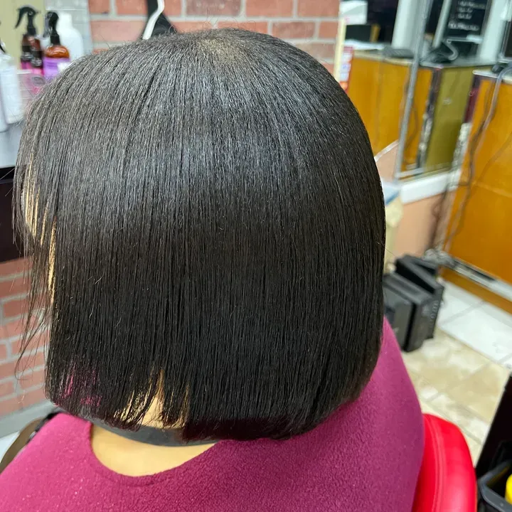 https://cdn.salonspotlight.com/photos/q7WKyC698Ph2bNL1WdGZ/d6011558-b594-4b51-a595-81bd2b2b23ca_720x720