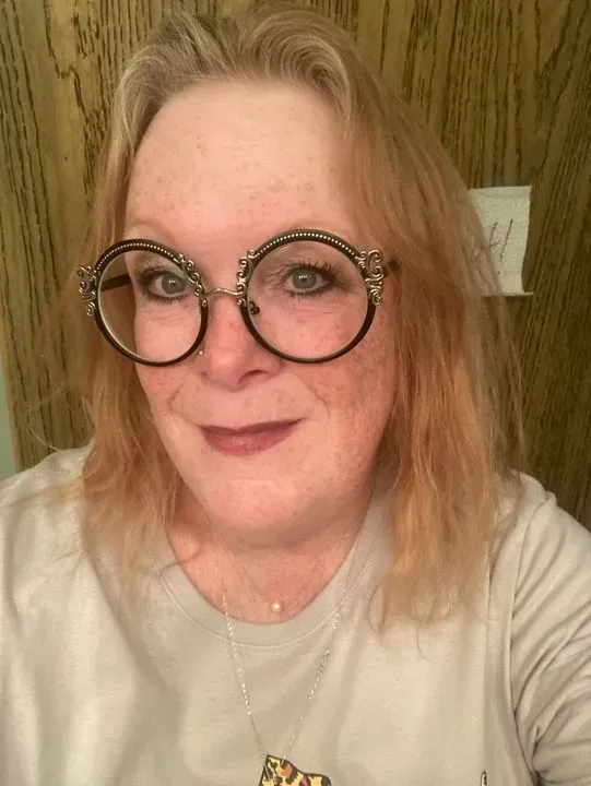 https://cdn.salonspotlight.com/photos/q7xNHYGz7LUes5nPKFqB/47972936-a3de-4ec1-aabe-90972169be7d_720x720