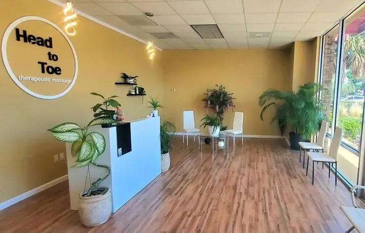 https://cdn.salonspotlight.com/photos/qP17aUaJNbHXDydPiFPb/2af55dce-dabc-4681-abf7-6cc49070a13d_720x720