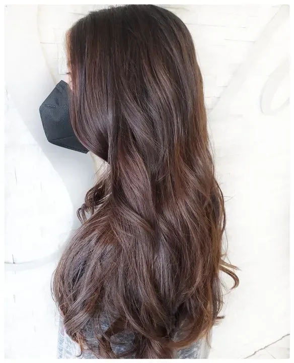 https://cdn.salonspotlight.com/photos/qUOSTmLH8cJJYV75zxjD/fa243d2e-e751-40e4-9664-60188e0c1ac1_720x720