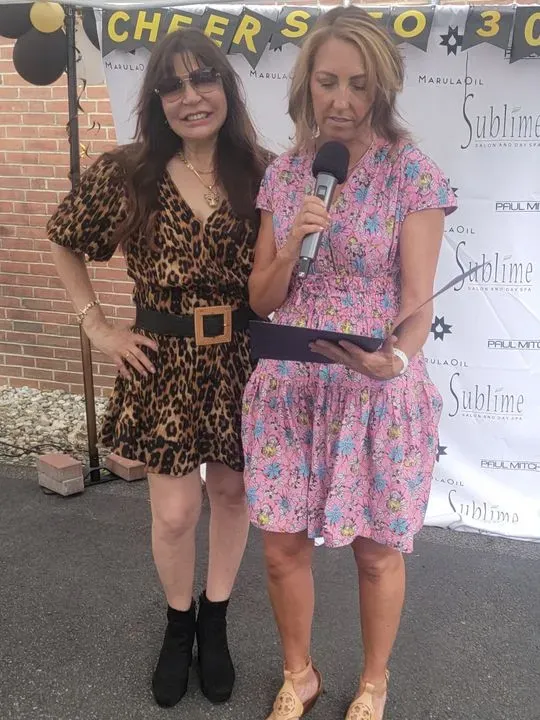 https://cdn.salonspotlight.com/photos/qjIU0jWlSW3Di7IL3gw9/5d8d758f-37c0-4a71-8ac8-a8e21500cf02_720x720