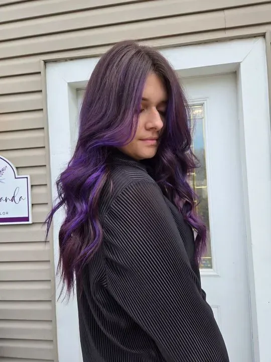 https://cdn.salonspotlight.com/photos/qpWwzpRR2staBHnPLqzD/e4abf13a-4896-4ac9-be4f-582d517a885a_720x720