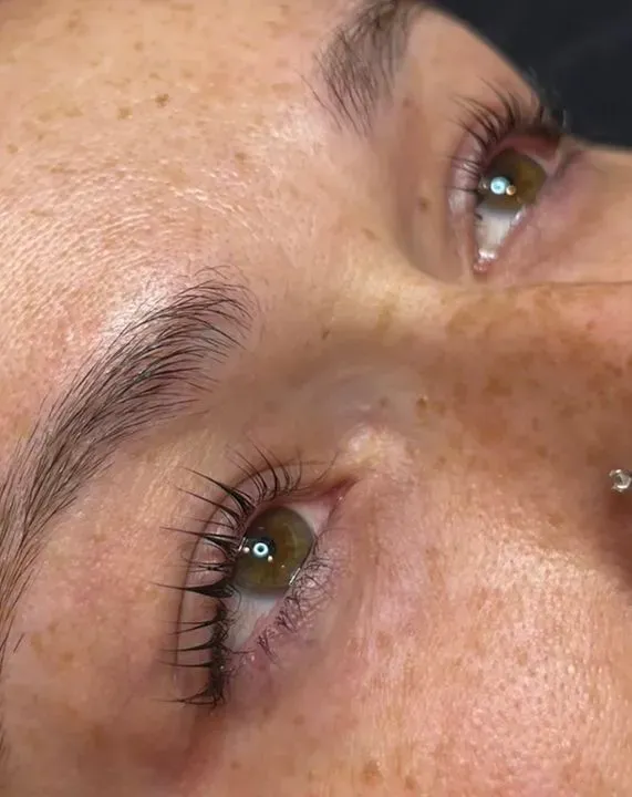 https://cdn.salonspotlight.com/photos/r84S6TqQYQUvXNexyboe/1ac659ab-a4db-413d-b7ab-3d6b7897d219_720x720