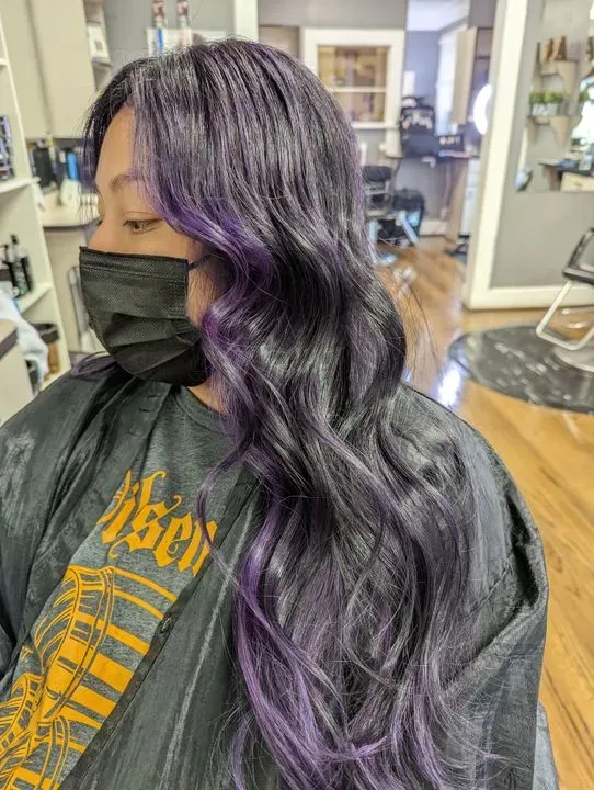 https://cdn.salonspotlight.com/photos/rBRXoCidt2HNVXyGc0eP/2e5f8b61-610c-4855-89a3-7dea13ff0536_720x720