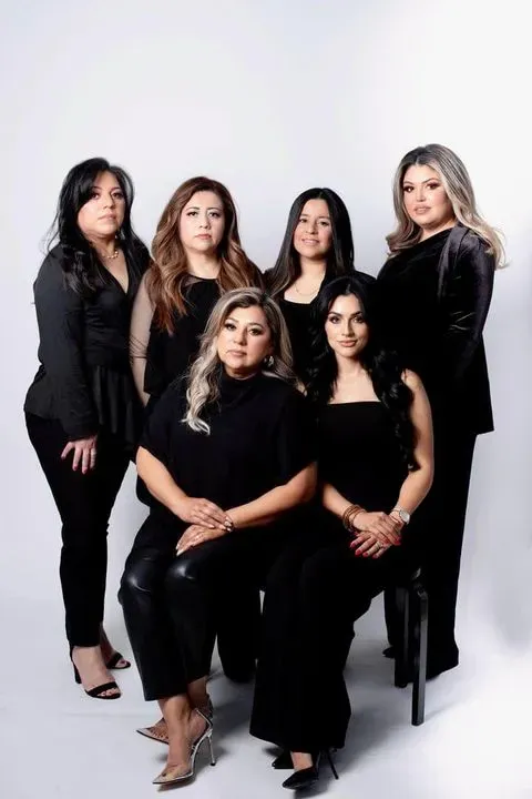 https://cdn.salonspotlight.com/photos/rBRXoCidt2HNVXyGc0eP/6f82a883-f243-4fae-8f22-aa4f780240b5_720x720