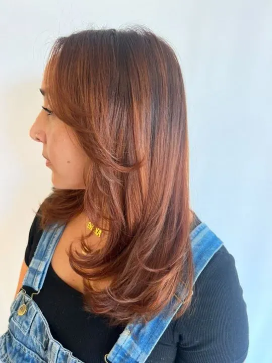 https://cdn.salonspotlight.com/photos/rBVK6tjp2CLYaU9aAody/aea66963-4652-432a-a82b-223d98f30c00_720x720