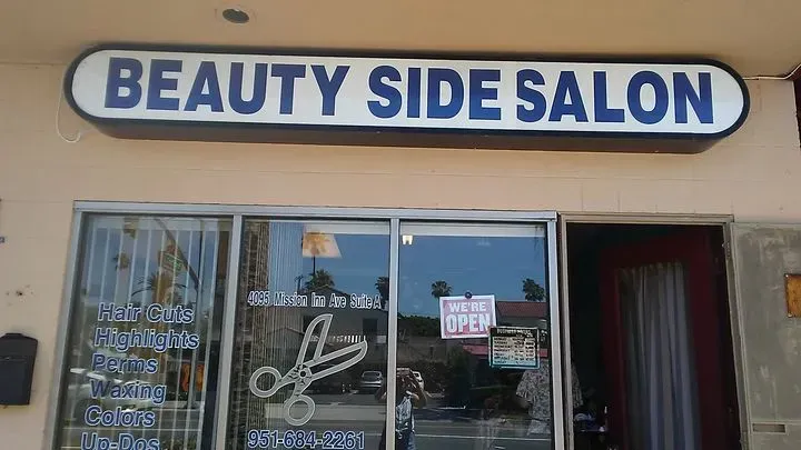 https://cdn.salonspotlight.com/photos/rO0ozZsTfJa7Vu30PXdf/ce6b630d-ae71-4624-b21e-730631ad2cdd_720x720
