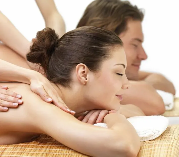 https://cdn.salonspotlight.com/photos/rOcKIM9kPU9SRdsQBeac/ae79f60d-d770-4018-abc5-7d6af55e19ba_720x720
