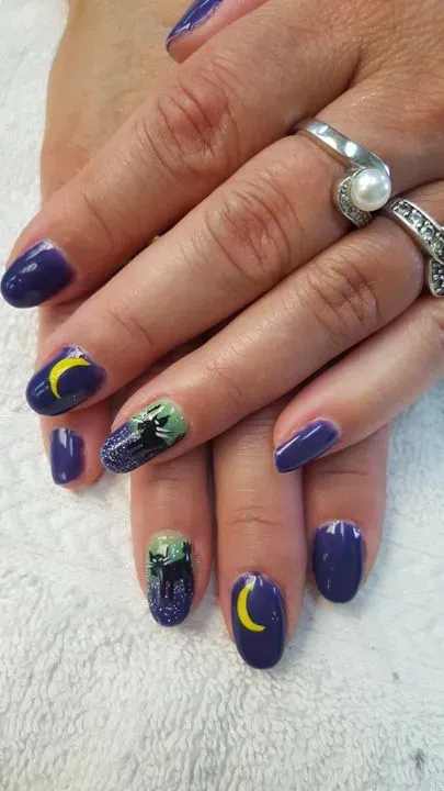 https://cdn.salonspotlight.com/photos/rOuyGsGqtyll8f7j6QjU/77fb3144-b80a-48a5-acbc-26821d6d882f_720x720