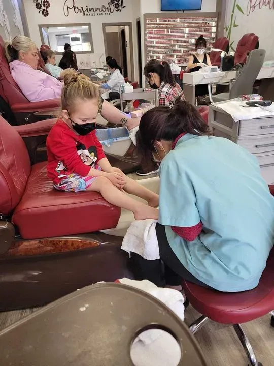 https://cdn.salonspotlight.com/photos/rPDvKpotSz6O5oMlsuBq/8dbb7b1b-f12b-46fe-b3c4-86b81bc1f292_720x720