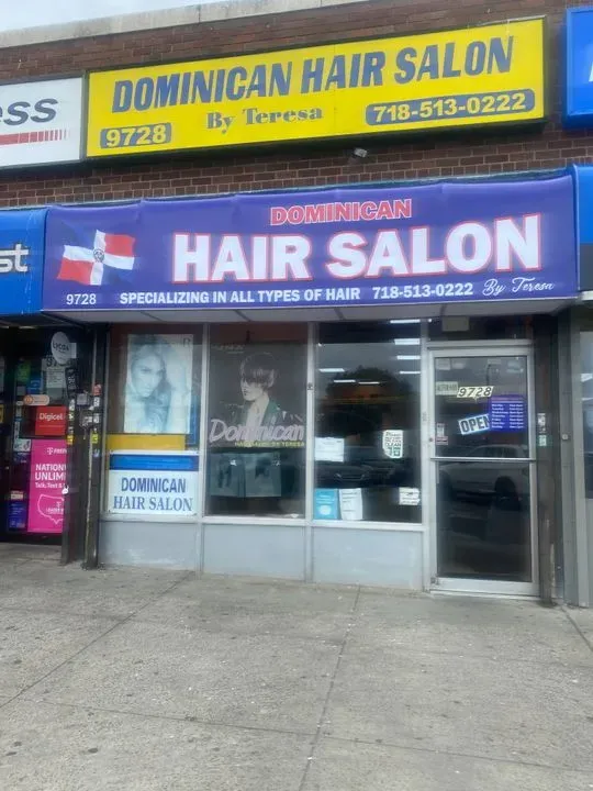 https://cdn.salonspotlight.com/photos/rQHLDZSgy1ZwFRfOQGbZ/f6dd366e-3b9b-4a04-b0f5-b8290ec3ab59_720x720