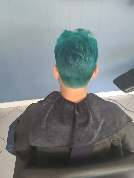 https://cdn.salonspotlight.com/photos/rbSboM9ZMQBDG70gimLA/3fec9c88-7c63-4819-ac3a-4c9f7029af50_720x720