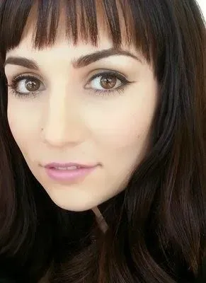 https://cdn.salonspotlight.com/photos/rehKAuPHXb51jZhWkQrb/0bd6b3b7-517c-48b3-bebf-17ffef72a424_720x720