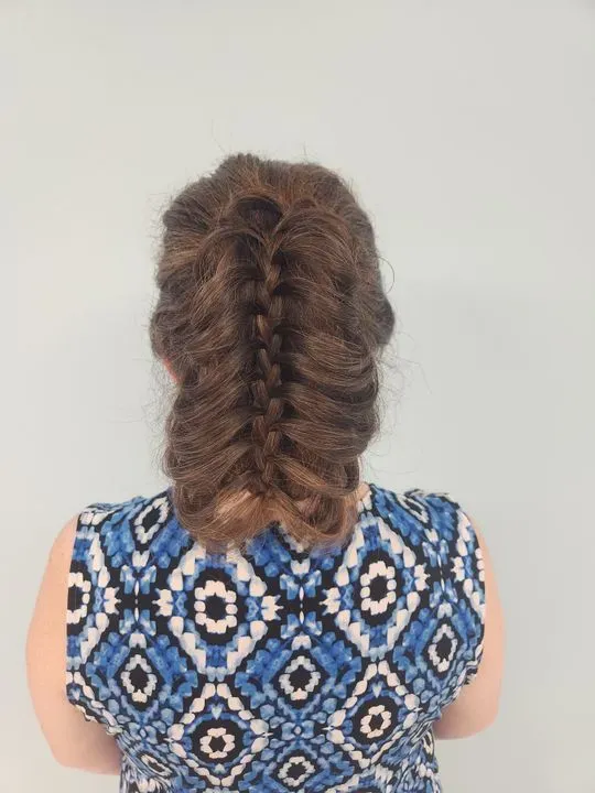 https://cdn.salonspotlight.com/photos/rh0J1aM5jqiZ1kJgSkKG/03c56f8a-1a00-49aa-9ba5-44ffba003ce9_720x720