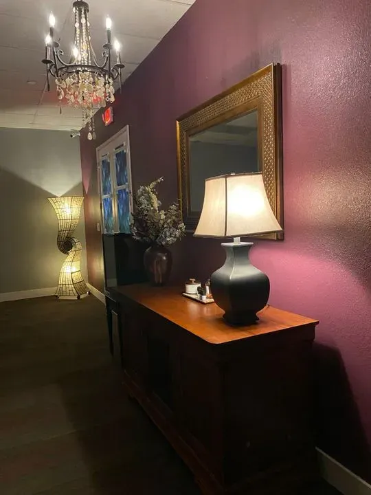 https://cdn.salonspotlight.com/photos/rhDX0APUuZXP1JQo2j9i/b41fa08b-3bab-45a5-8d2f-419aaf1b516b_720x720