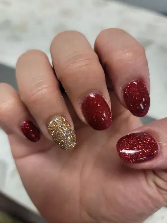 https://cdn.salonspotlight.com/photos/rjPzyrCNyFAM7B2ZAsba/518dc18e-4712-49a7-b0e1-2586bccad421_720x720
