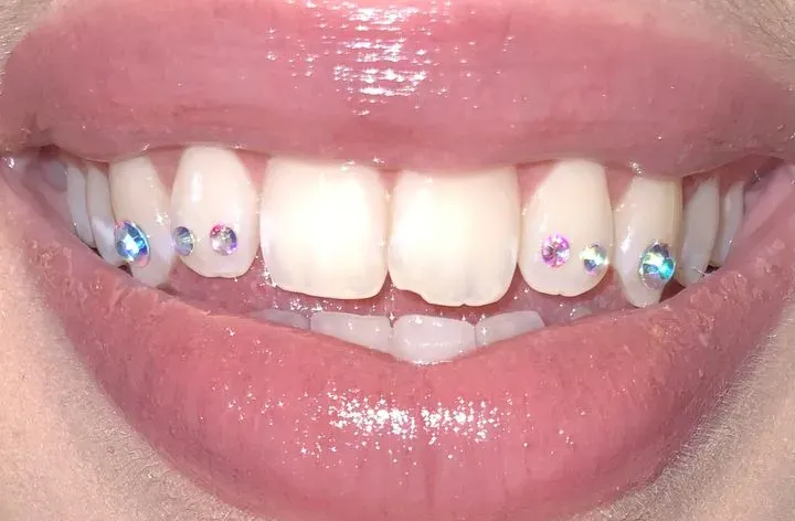 https://cdn.salonspotlight.com/photos/rxV6L2cji0WrLcL1NY7N/08b0e10d-f169-4b40-84b4-125b1df0eb20_720x720
