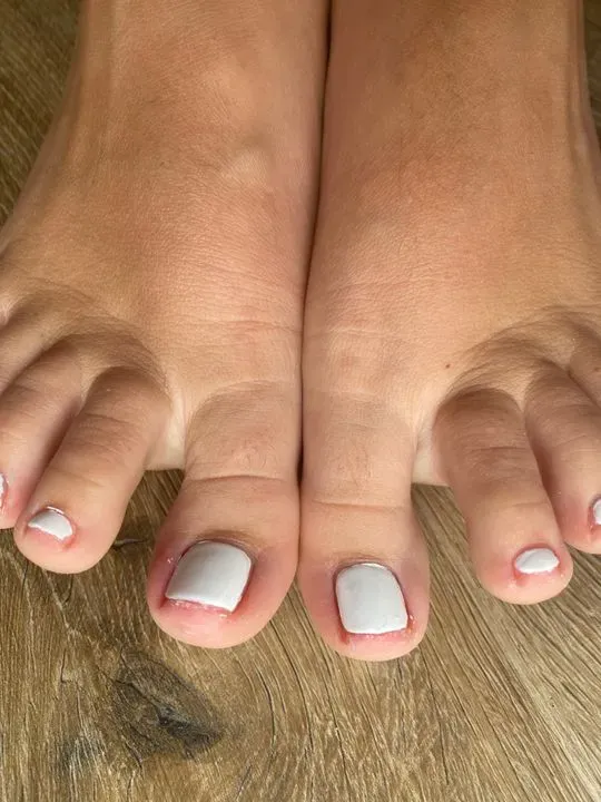 https://cdn.salonspotlight.com/photos/s5cPdFmeqPlHGtxshRUZ/98f9e404-bc42-4cf1-866d-5139d0917cb6_720x720