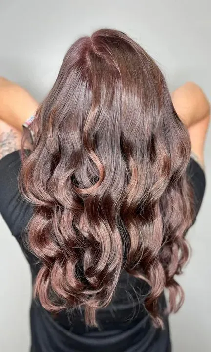 https://cdn.salonspotlight.com/photos/sH4N2WVDtMBPSFCPMJyh/6488653a-bdcc-49db-92cd-e5a958a50214_720x720