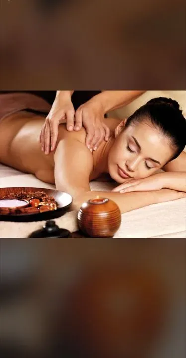 https://cdn.salonspotlight.com/photos/sI1gvt1FJuG3FEBWukPF/2e0cfb8d-4052-44a2-8b3b-51ef1390c4e3_720x720