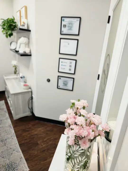 https://cdn.salonspotlight.com/photos/sITYIcjxBStgnOVNwlNg/b4464108-8ec1-4c08-b679-c1b62b9b1b07_720x720
