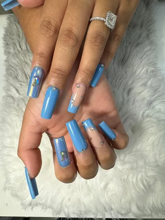 https://cdn.salonspotlight.com/photos/sLB8qRlHFAOUB55Ec8Bt/5efde7d9-db42-42c5-8e17-9169c0cf683f_720x720