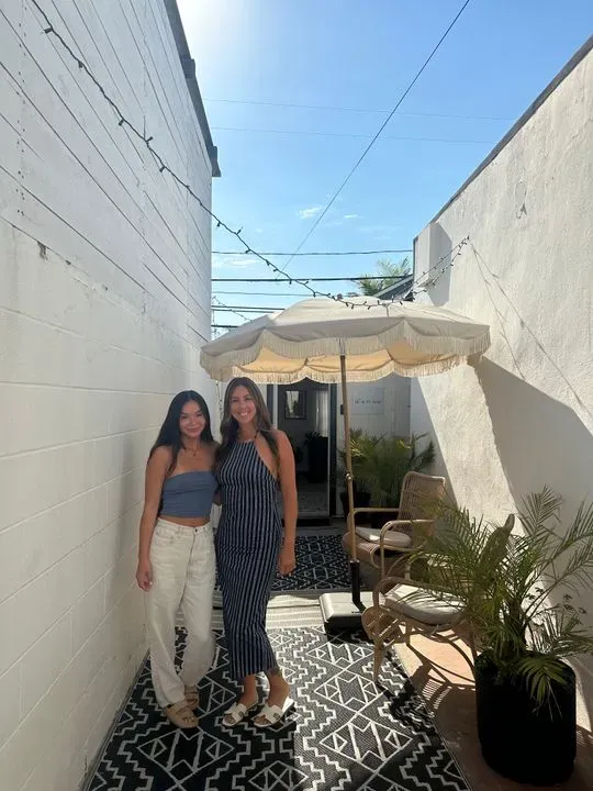 https://cdn.salonspotlight.com/photos/sOSssH6Av0CI8hW1WgGc/8b1d6193-8361-417d-beb5-a79ee38baef1_720x720