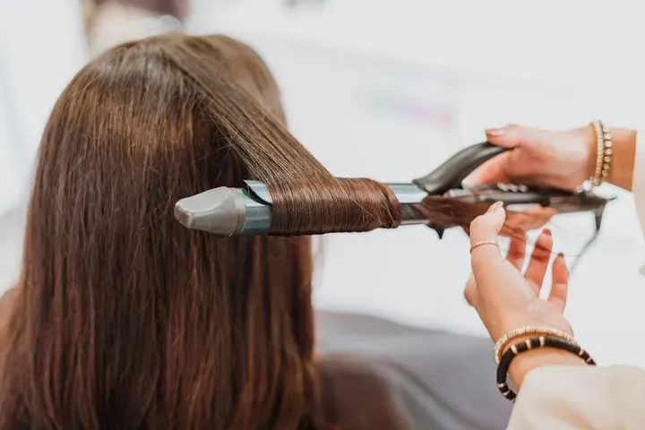 https://cdn.salonspotlight.com/photos/sUBdyJ1hBcrqWCKBobYl/e6397b9b-8537-4505-9c0e-cd7b1fccdfdb_720x720