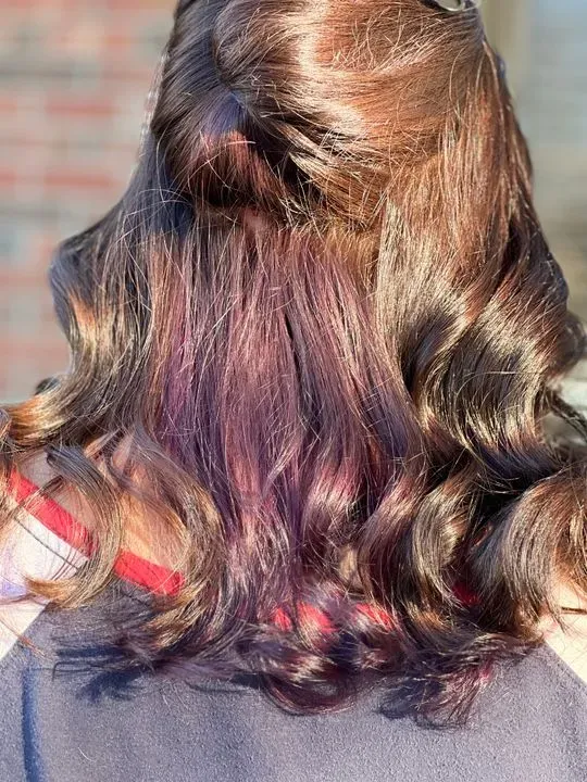 https://cdn.salonspotlight.com/photos/seXYjobnjp7c7XmJaYjK/f6baec1d-6617-41d8-8b18-0d24bf086dce_720x720