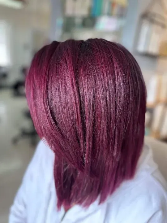 https://cdn.salonspotlight.com/photos/sliPRmUlnkFgCa2kFNaa/0d889ae1-cbdc-4c2e-bb4a-c18795afe4ac_720x720