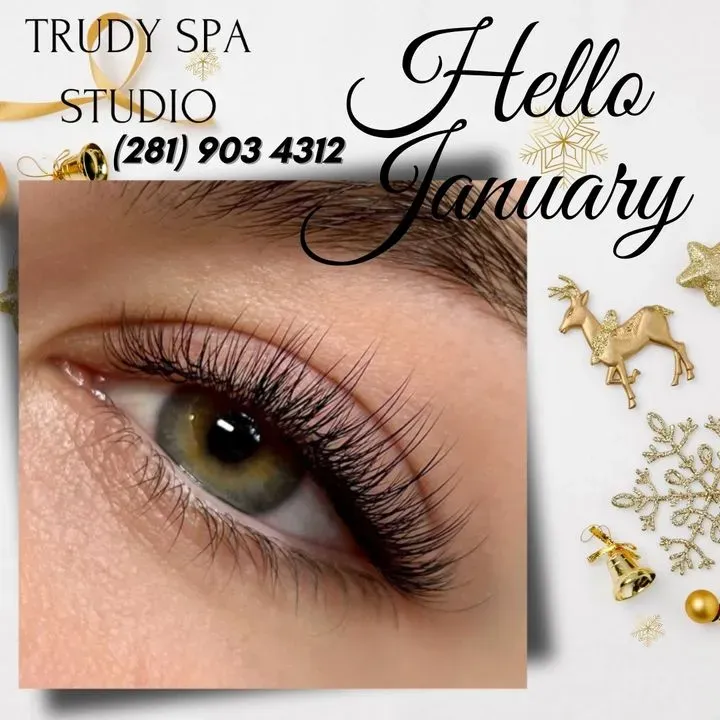 https://cdn.salonspotlight.com/photos/sok5h5J6y7BwPfBSPdUm/568e751f-701e-48ae-875f-035d131dd817_720x720
