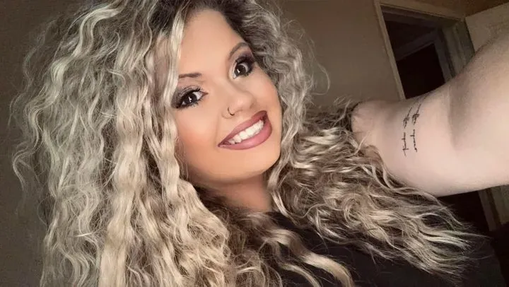 https://cdn.salonspotlight.com/photos/srdvcqVvVQdGdgDkT5TA/dee88885-9c6e-46f5-9089-126f1757dae2_720x720