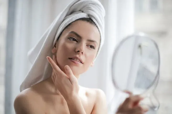 https://cdn.salonspotlight.com/photos/sruxtmur0ZhIhhfG40za/5ed18e73-66e3-4af1-bddd-cd0137735098_720x720