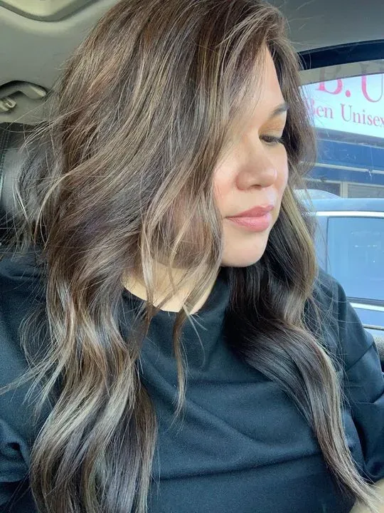 https://cdn.salonspotlight.com/photos/suVXdMGEy87N5YzddM3I/98e873f1-f22b-4786-b34a-4dff311063a0_720x720