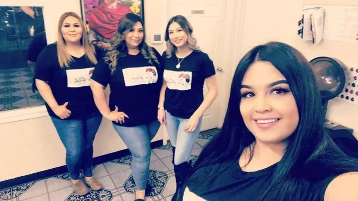 https://cdn.salonspotlight.com/photos/suVXdMGEy87N5YzddM3I/a7b6d2e0-cdfd-42f7-91dd-de8ffa67b914_720x720
