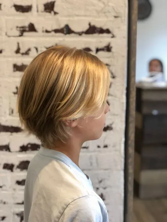 https://cdn.salonspotlight.com/photos/szLoNtH5Jray3jYASe0z/55721098-2d63-4501-b73d-4c9dc75e0940_720x720